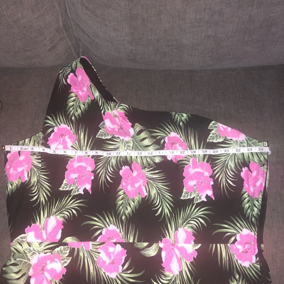 Pin Up Girl Clothing Couture Vivien Dress - Picture 2 of 9